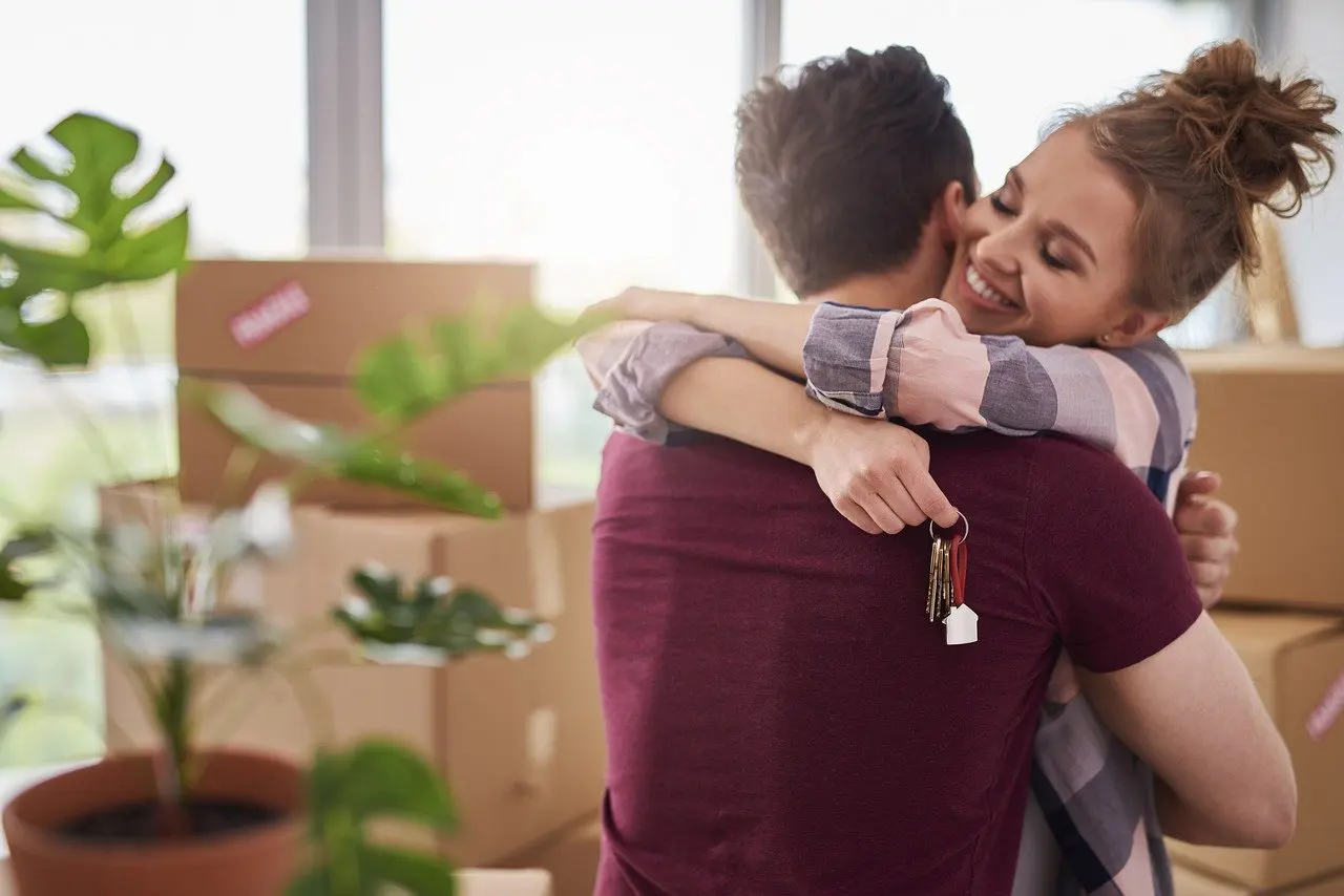 Renting vs Buying in Spain: The Ultimate Guide for Expats (2025)
